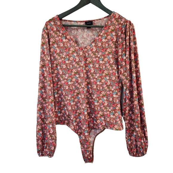 Daytrip‎ Floral Bodysuit  Size L  Pink Snap - Picture 1 of 15